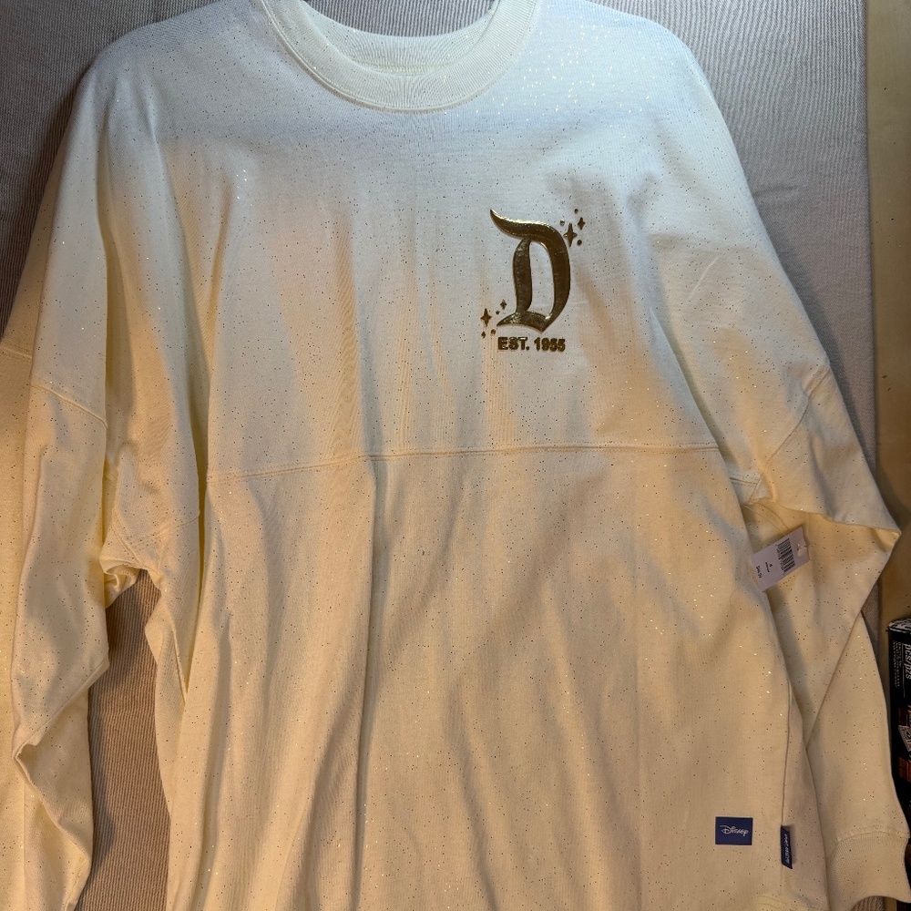 Disneyland Castle Spirit Jersey - Medium